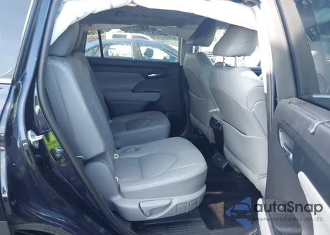 2020 Toyota Highlander Xle z USA, uszkodzony, nr VIN 5TDGZRBH4LS024346